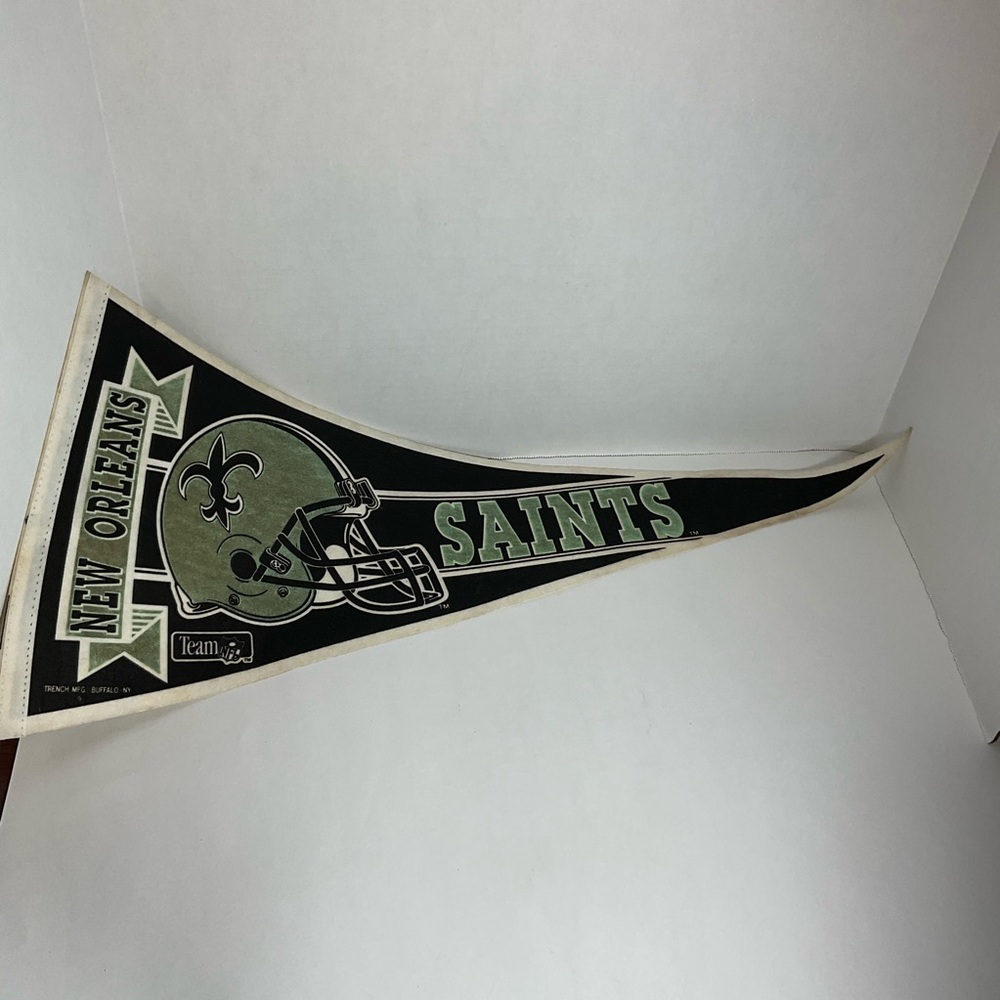New Orleans Saints Pennant Logo Full Size 1990s NFL VTG Vintage